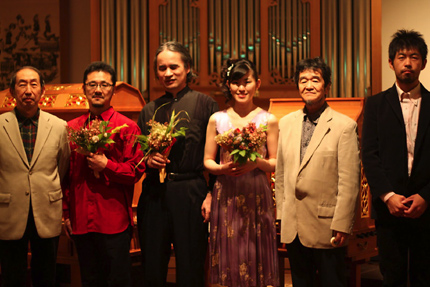 左から　草苅徹夫さん、立岩潤三さん、武久源造さん、山口眞理子さん、中西光彦さん、増野裕一郎さん